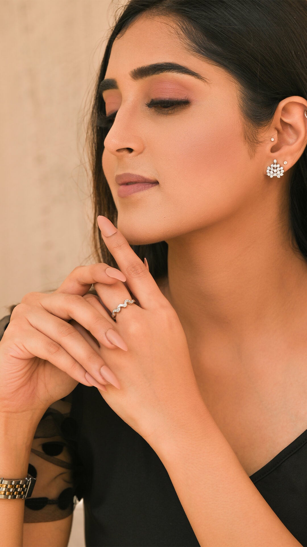 Curve Ring