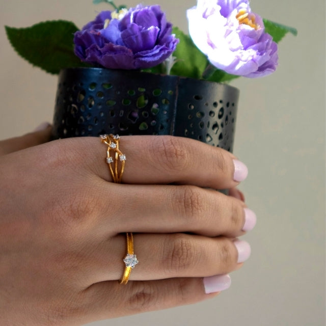 Classic Zircon Ring