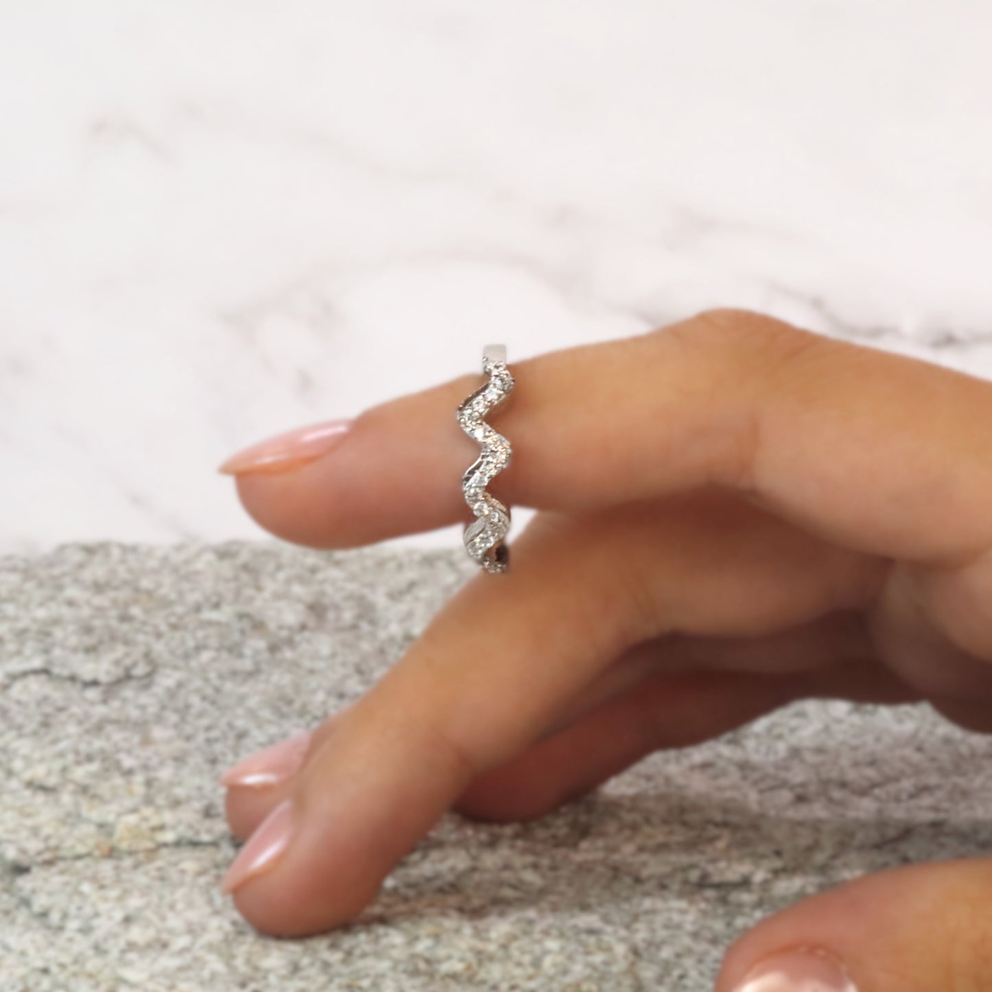 Curve Ring