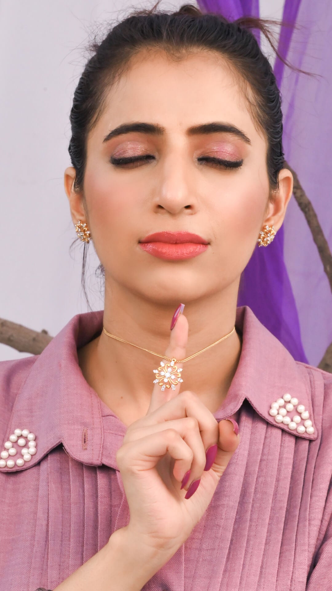 Zircon Floral Pendant