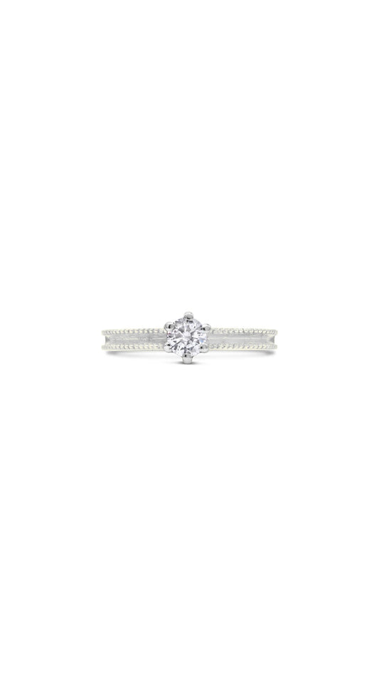 Classic Zircon Ring