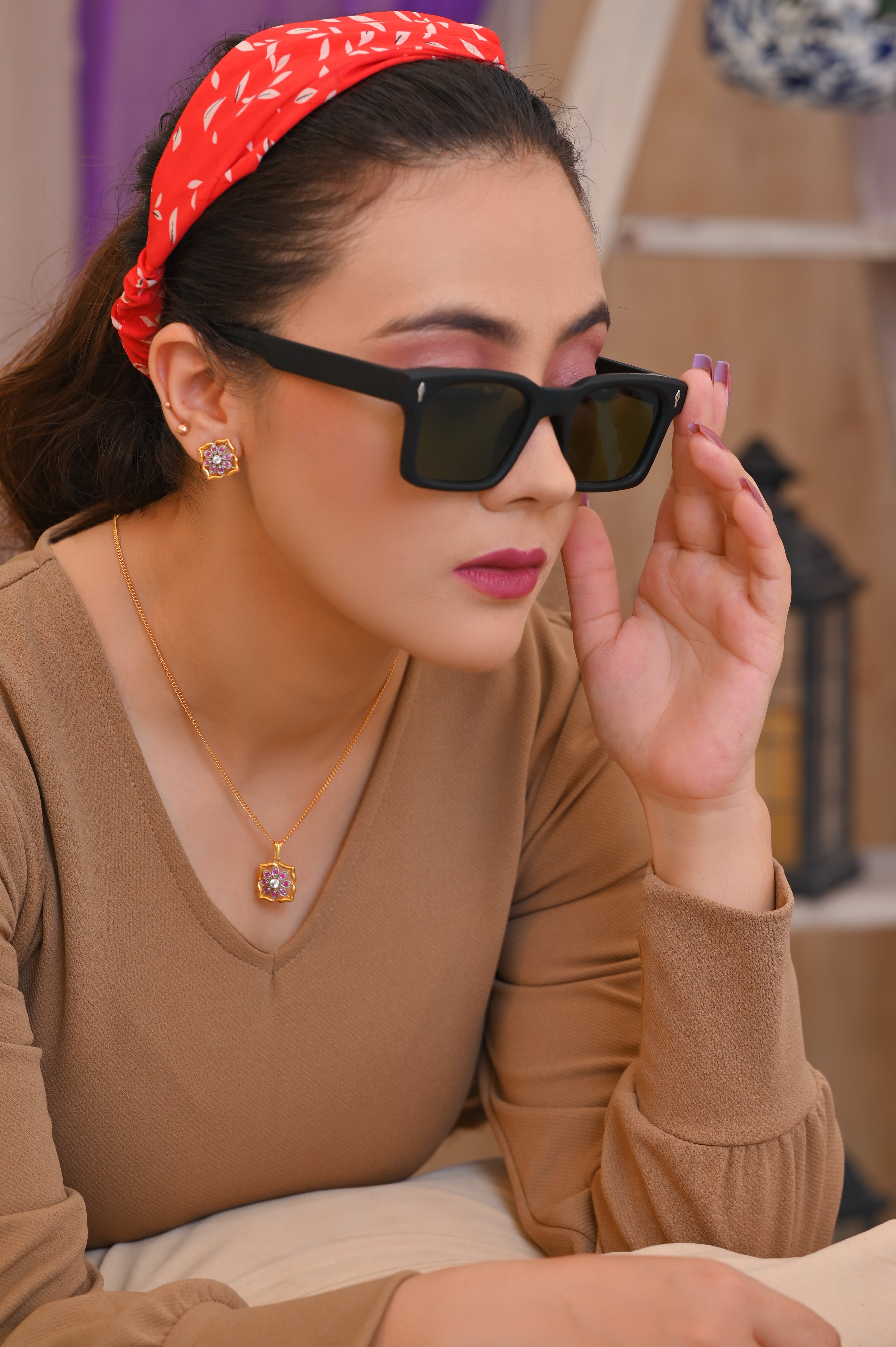 Ruby Centered Flower Tops