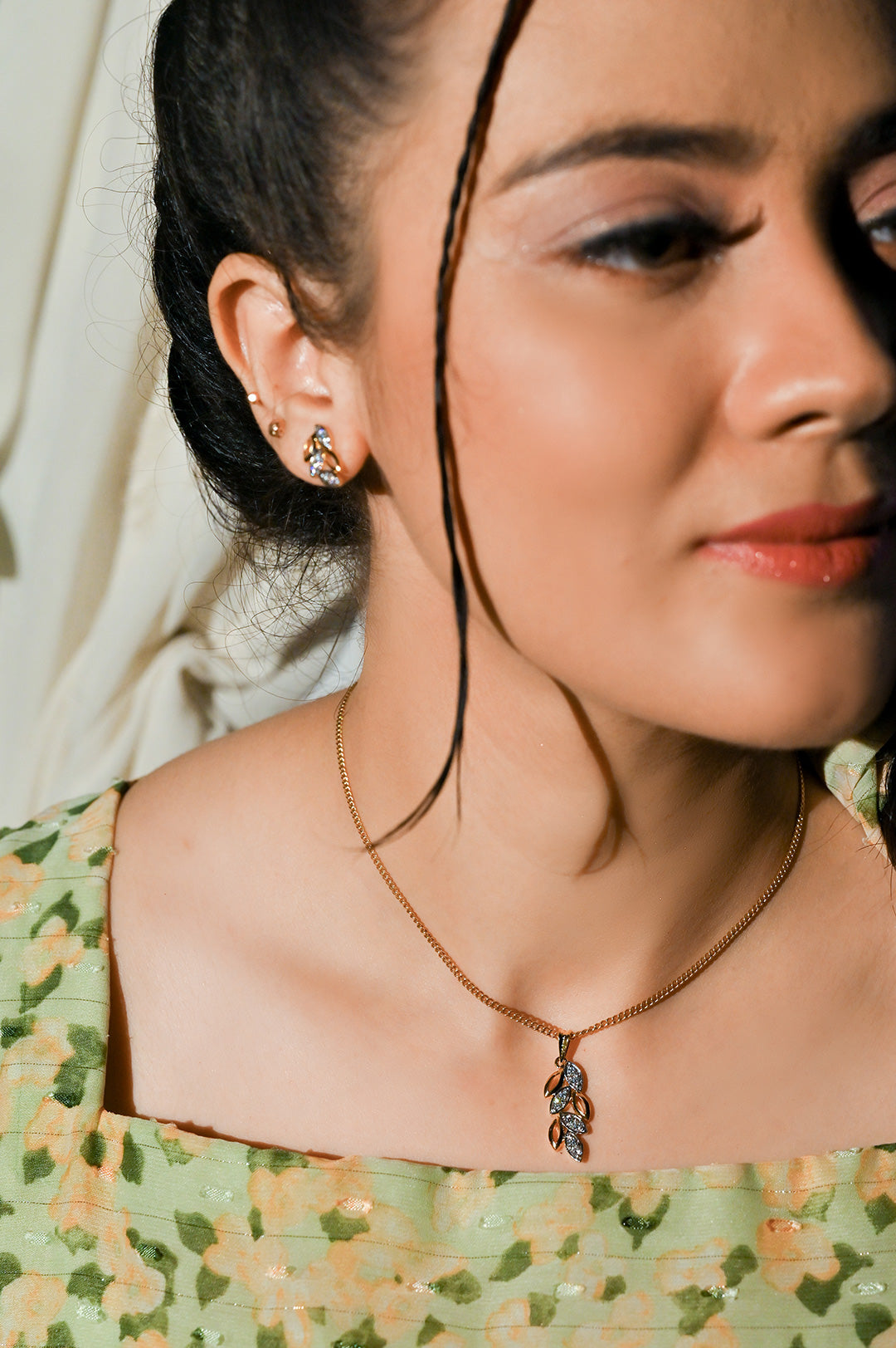 Marquise Zircon Pendant