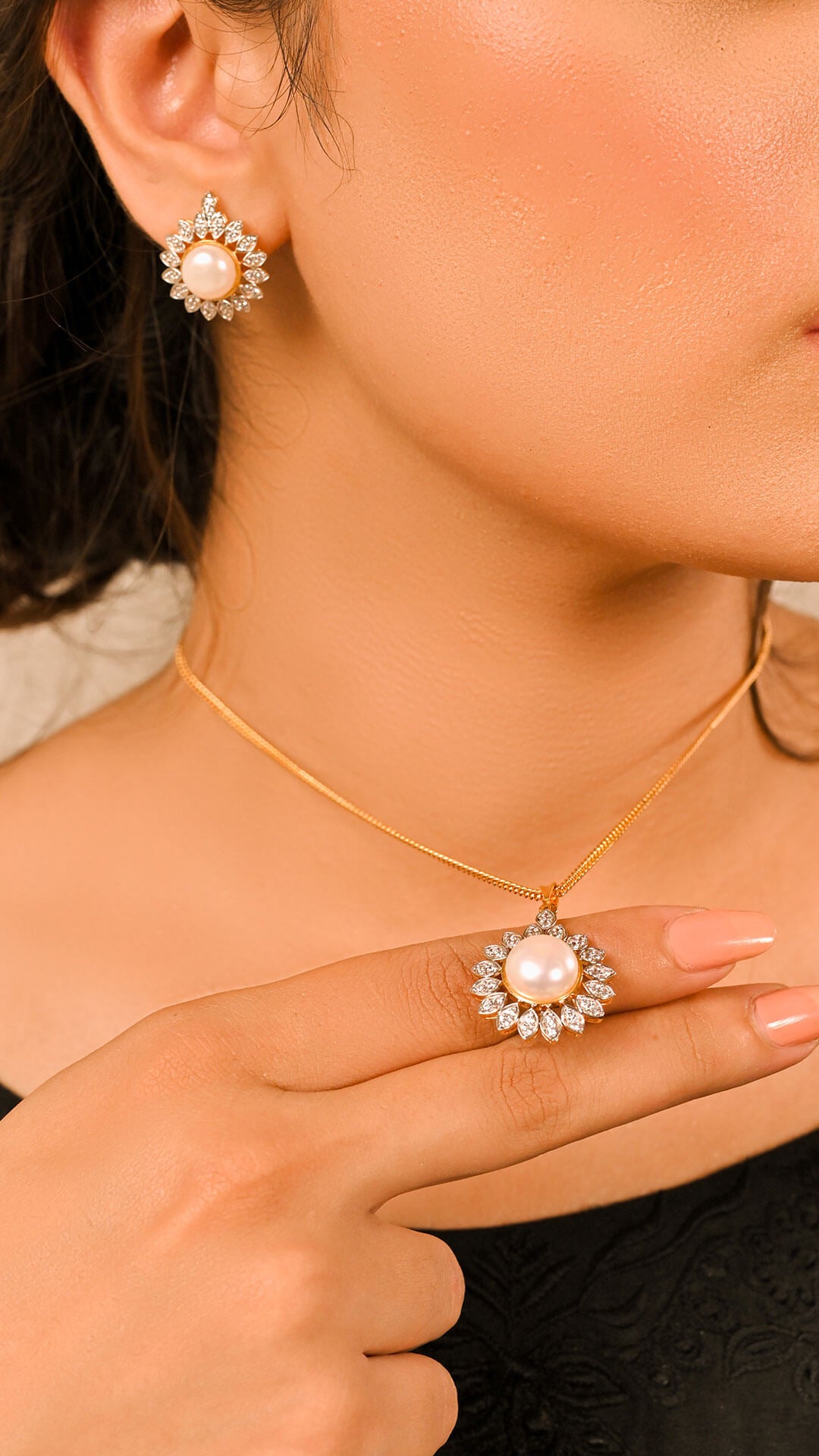 Fleur Pearl Pendant
