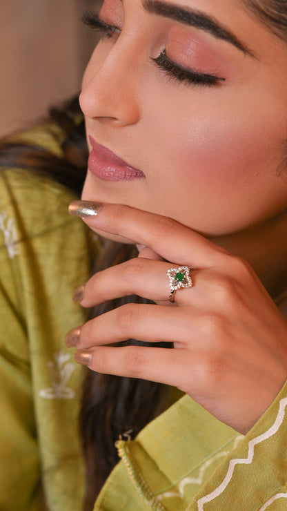 Quatrefoil Ring