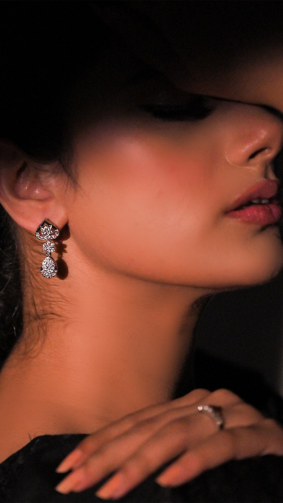 Zircon Dangling Earrings