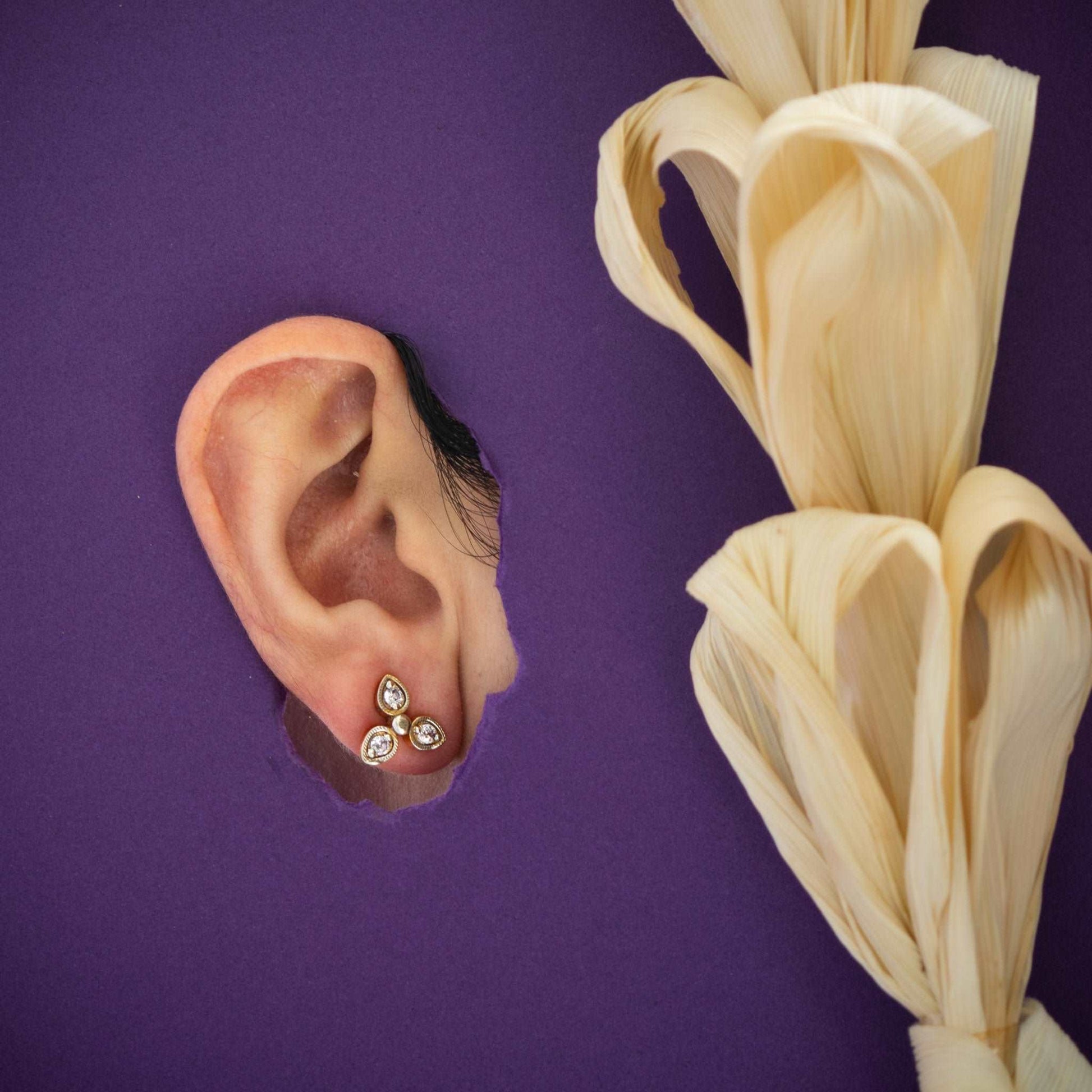 Lotus Studs Set