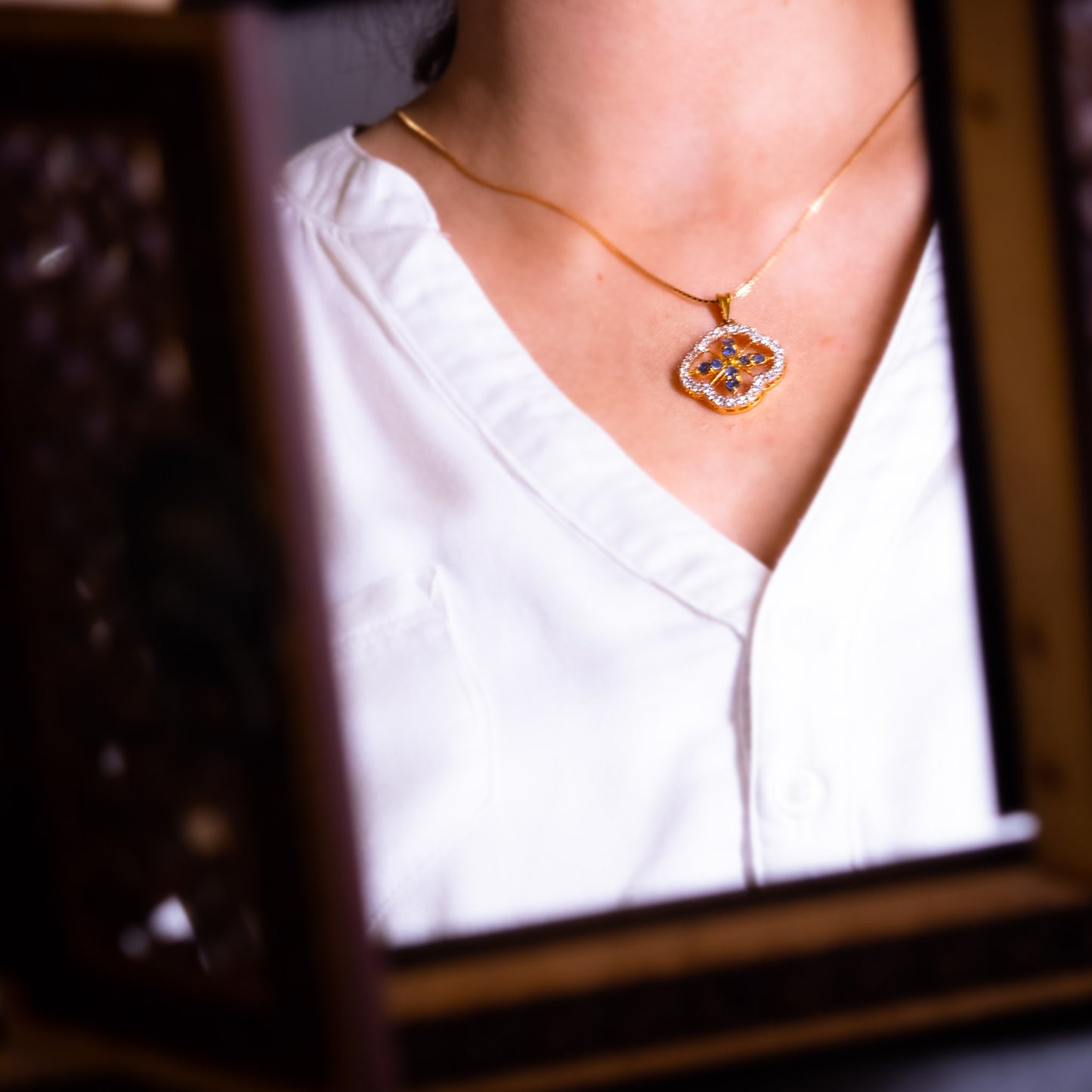 Quatrefoil Sapphire set
